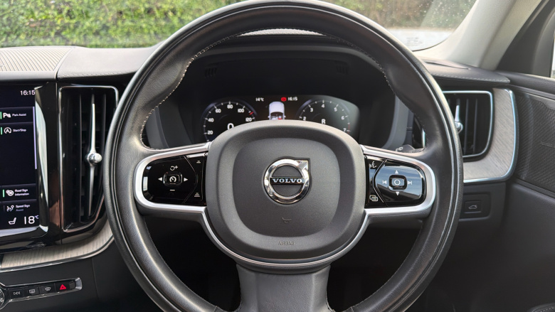 Volvo Xc60 2.0 B5P [250] Inscription Pro 5dr AWD Geartronic Petrol Estate